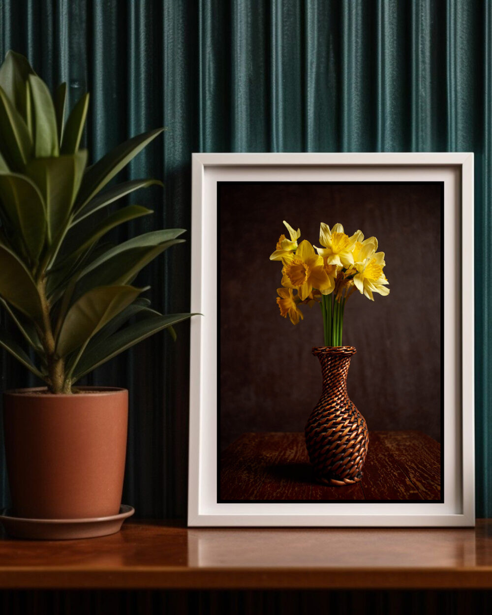 "Ваза на столі"